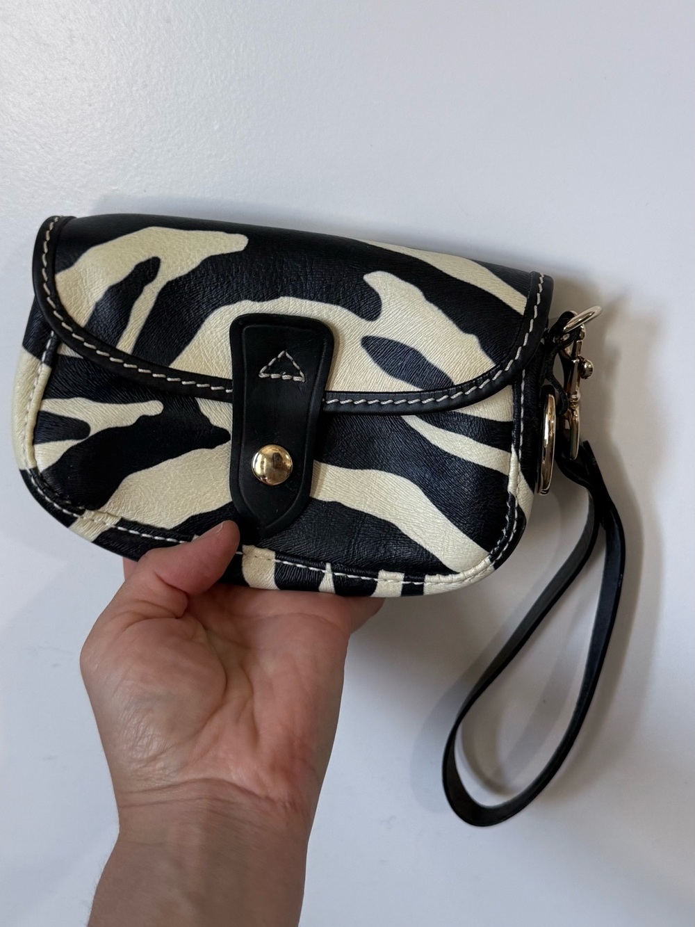 Dooney & Bourke Black & White Zebra Print Wristlet